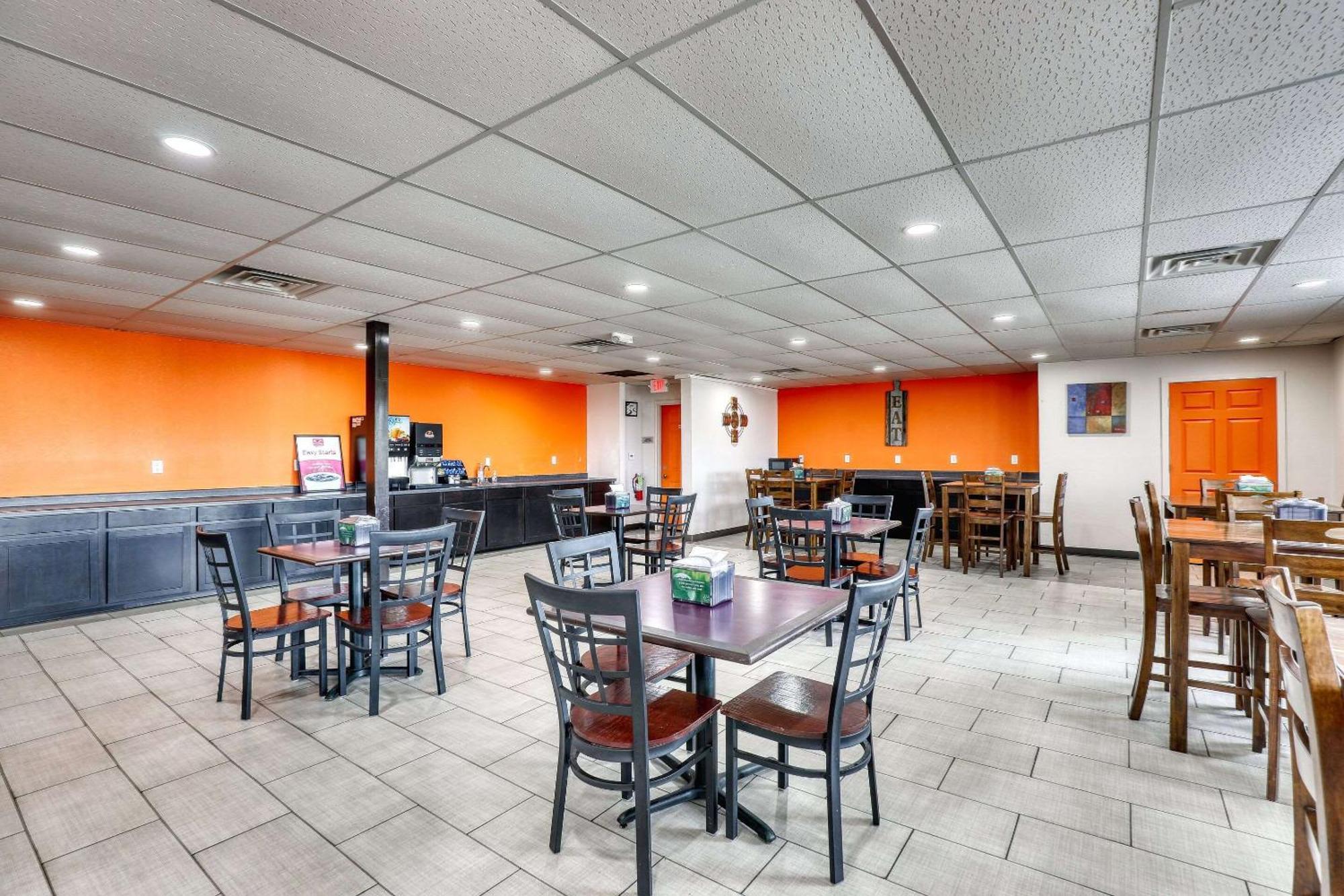 Econo Lodge Neenah Exterior foto